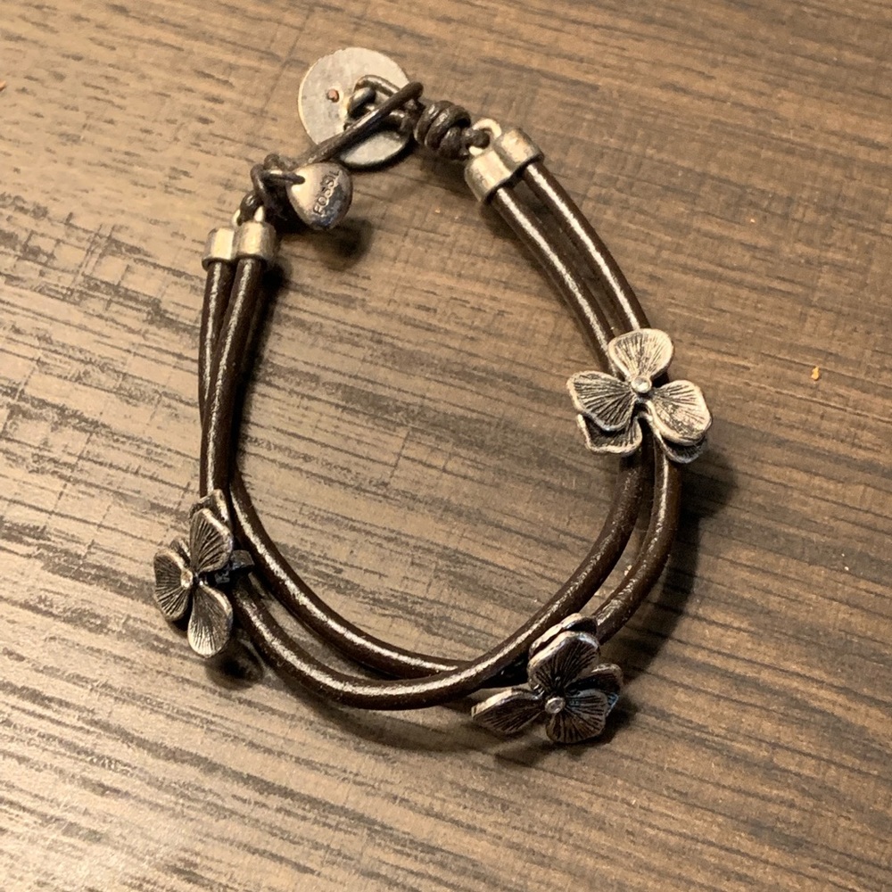 Fossil Flower Leather Cord Bracelet